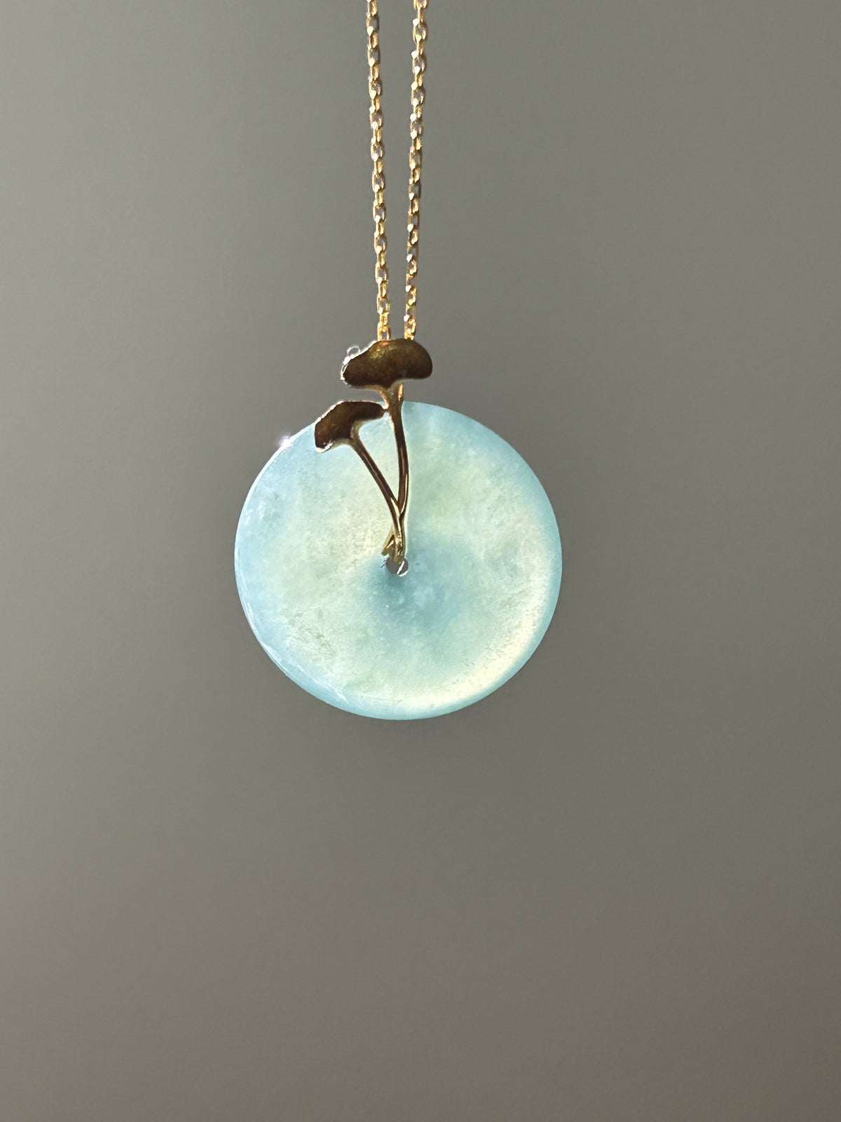 Icy jade donut pendant on 18k gold chain - Luxe Jadeite