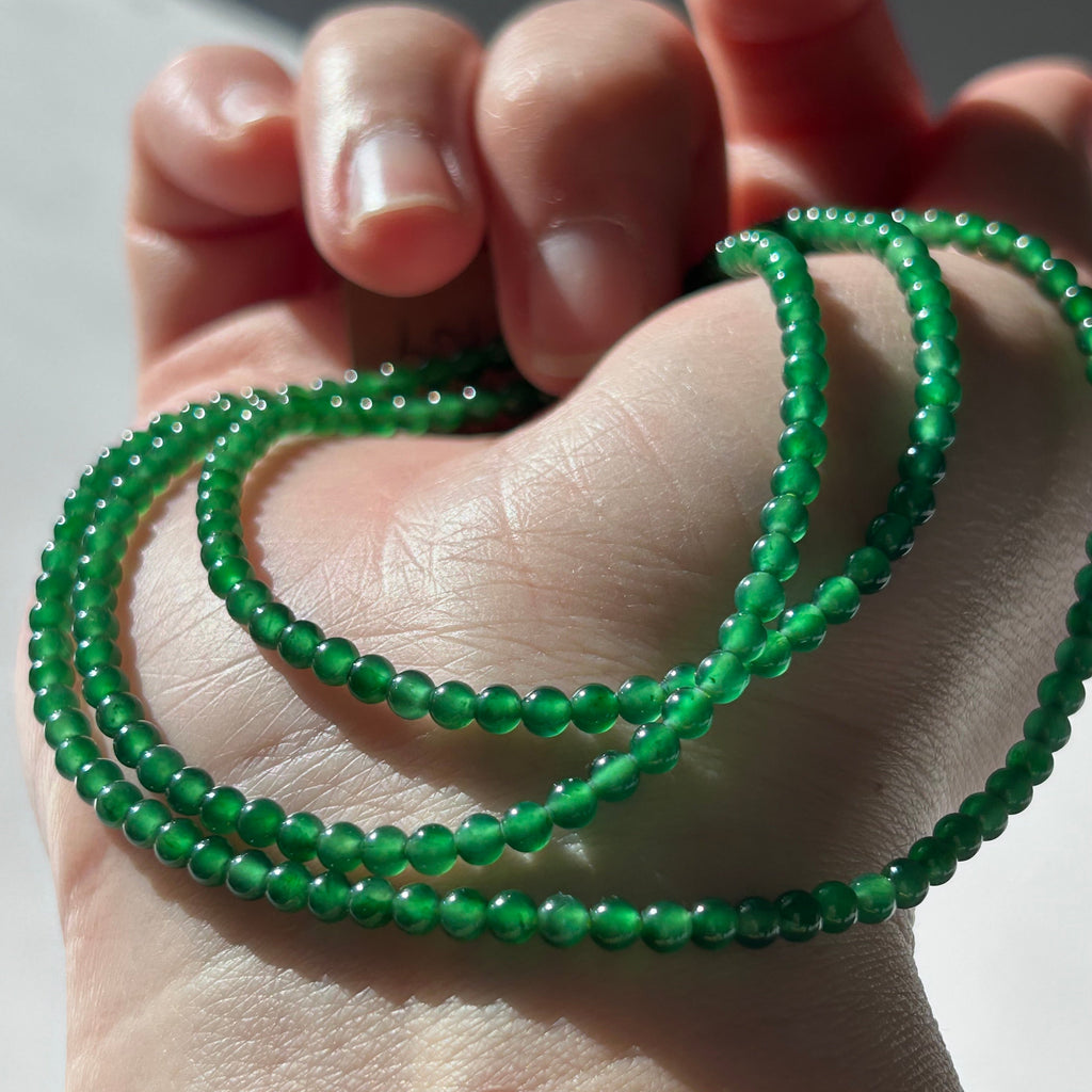 Imperial green Burmese jadeite beaded necklace, 55cm, photo 3 - Luxe Jadeite