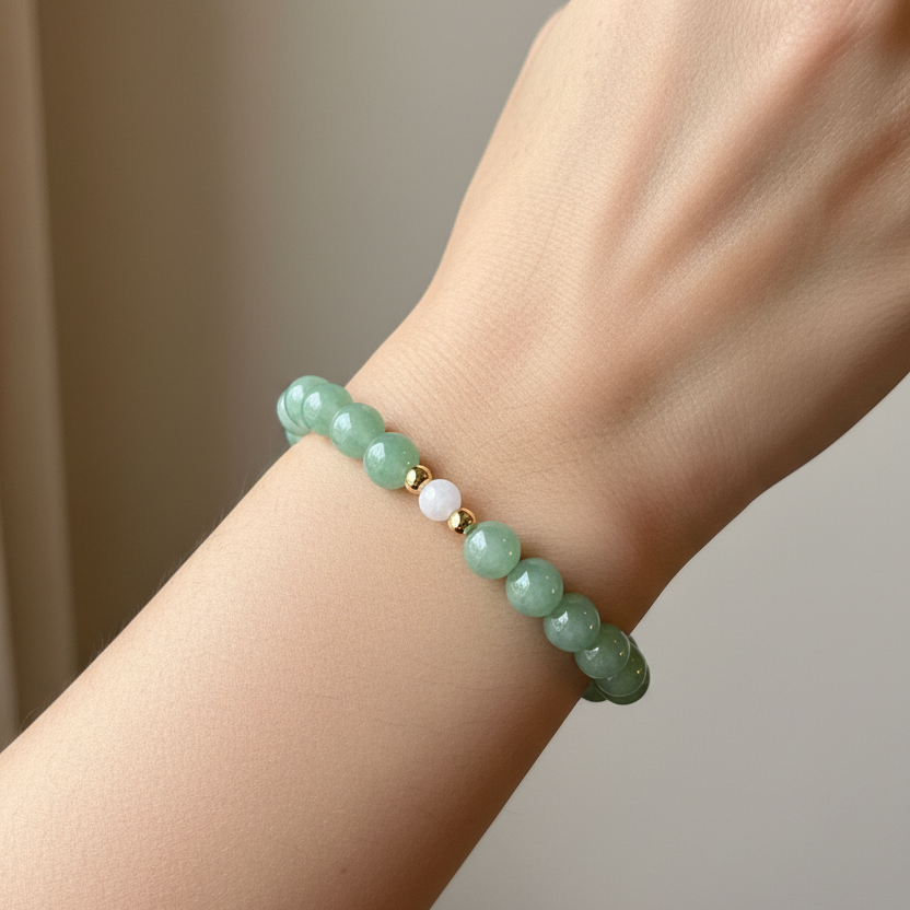Natural jadeite bead bracelet with 9k gold accents - Luxe Jadeite