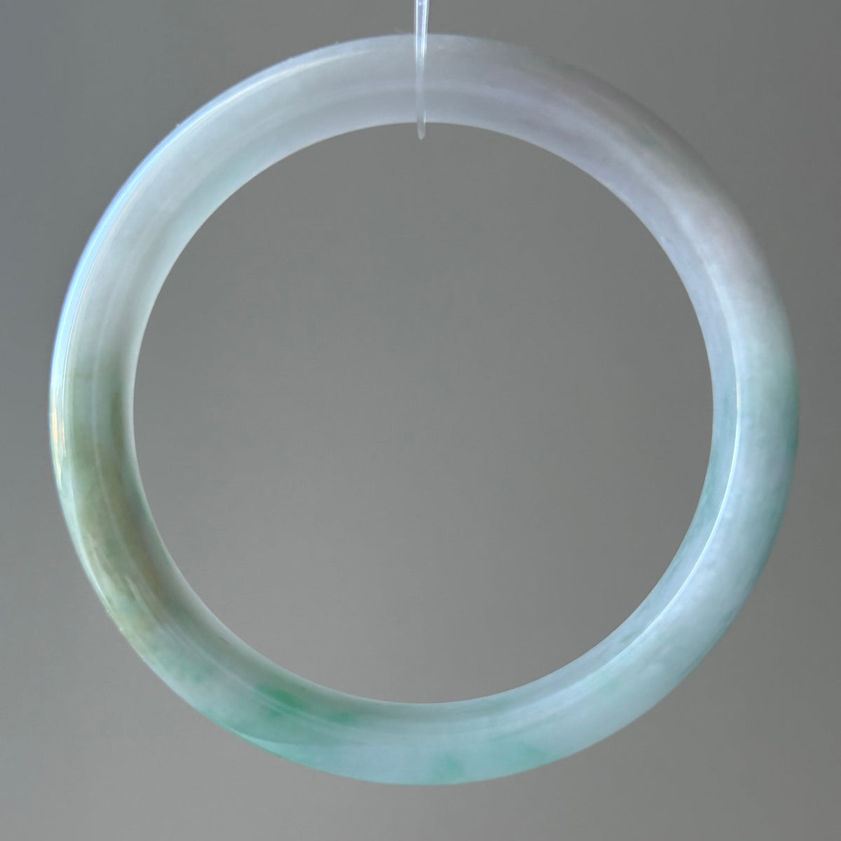 Subtle lavender bangle with floating apple green, 55.5mm - Luxe Jadeite
