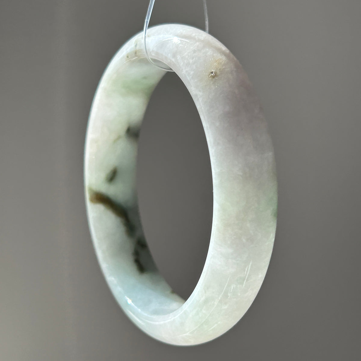 Pale Green with Floating Moss Green Bangle 60.3mm, photo 5 - Luxe Jadeite