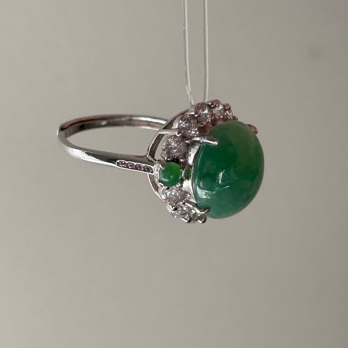 Apple green jade cabochon ring in sterling silver with moissanite - Luxe Jadeite