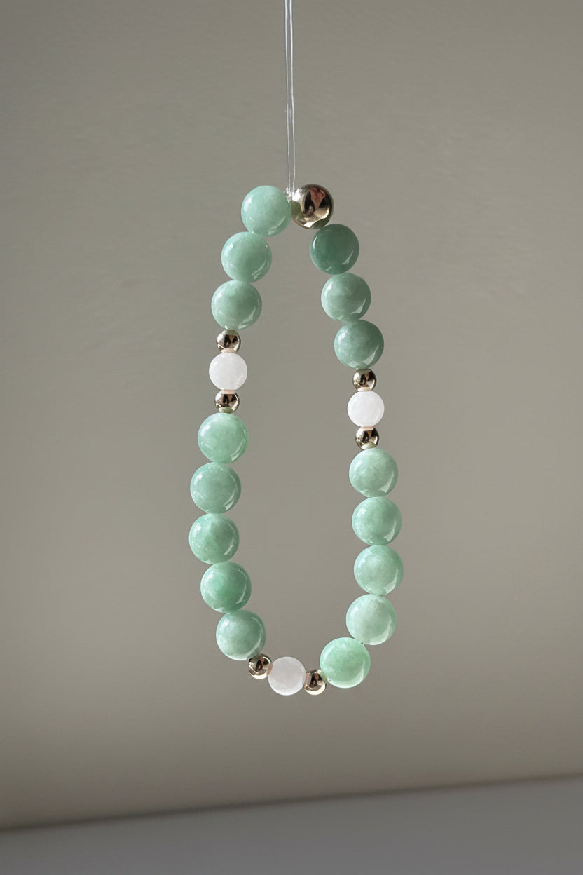 Natural jadeite bead bracelet with 9k gold accents - Luxe Jadeite