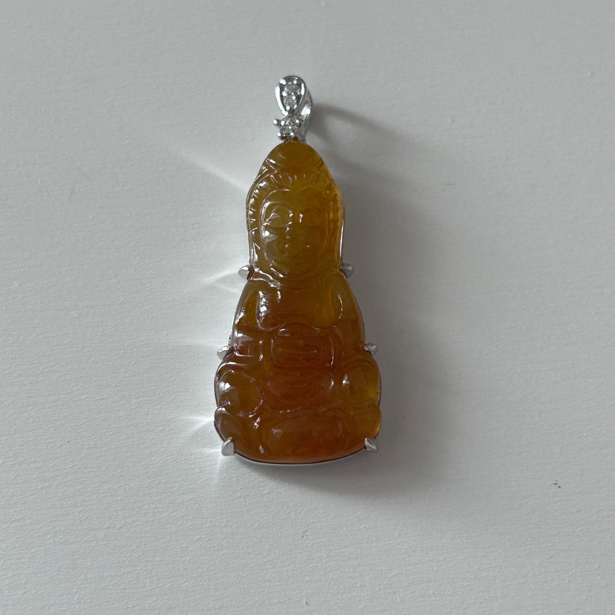 Icy Natural Huang Fei Buddha Pendant, 18k Gold, photo 9 - Luxe Jadeite