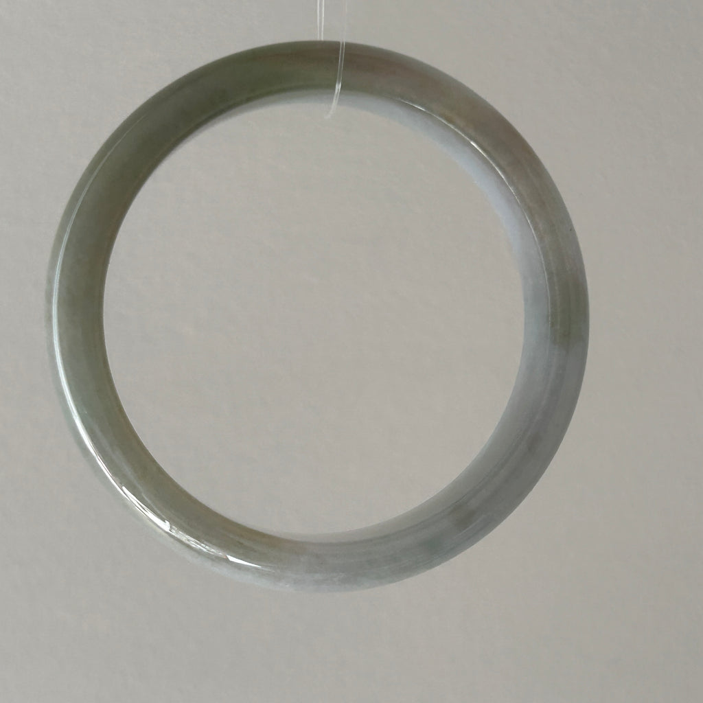 Tea Yellow on Light Green Bangle 57.7mm, photo 8 - Luxe Jadeite