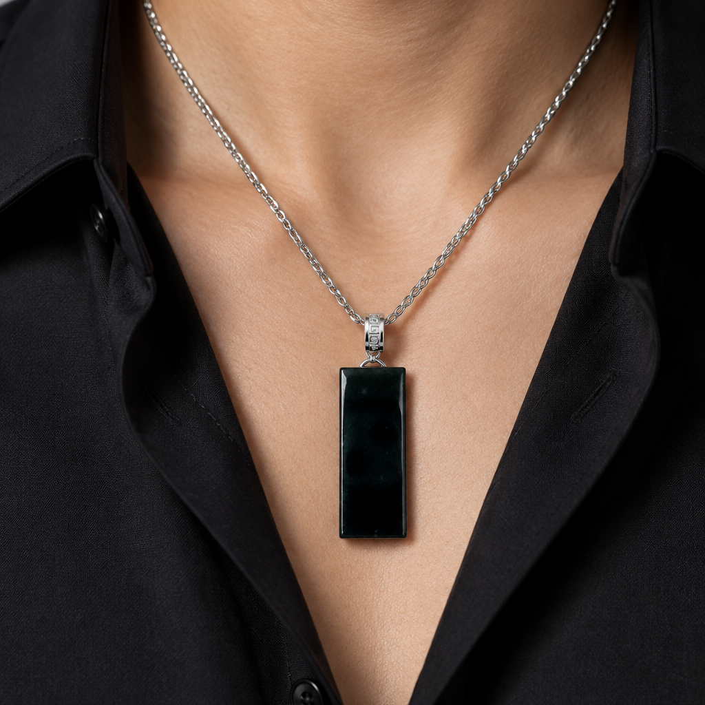 Black Wu Shi Pai Pendant, Sterling Silver, photo 1 - Luxe Jadeite