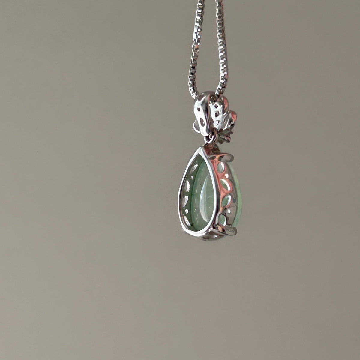 Floating Green Teardrop Pendant, Sterling Silver, photo 9 - Luxe Jadeite