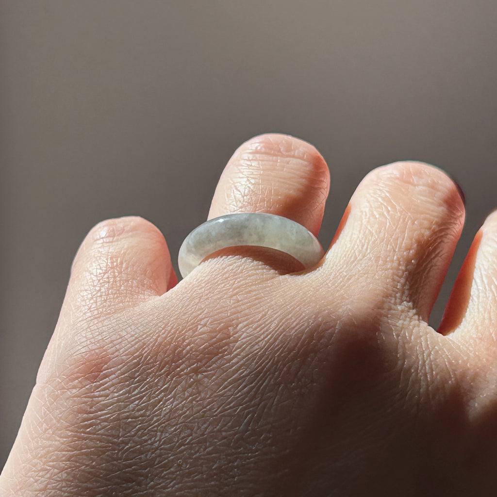 White with Wu Ji Ring US 8.0, photo 5 - Luxe Jadeite