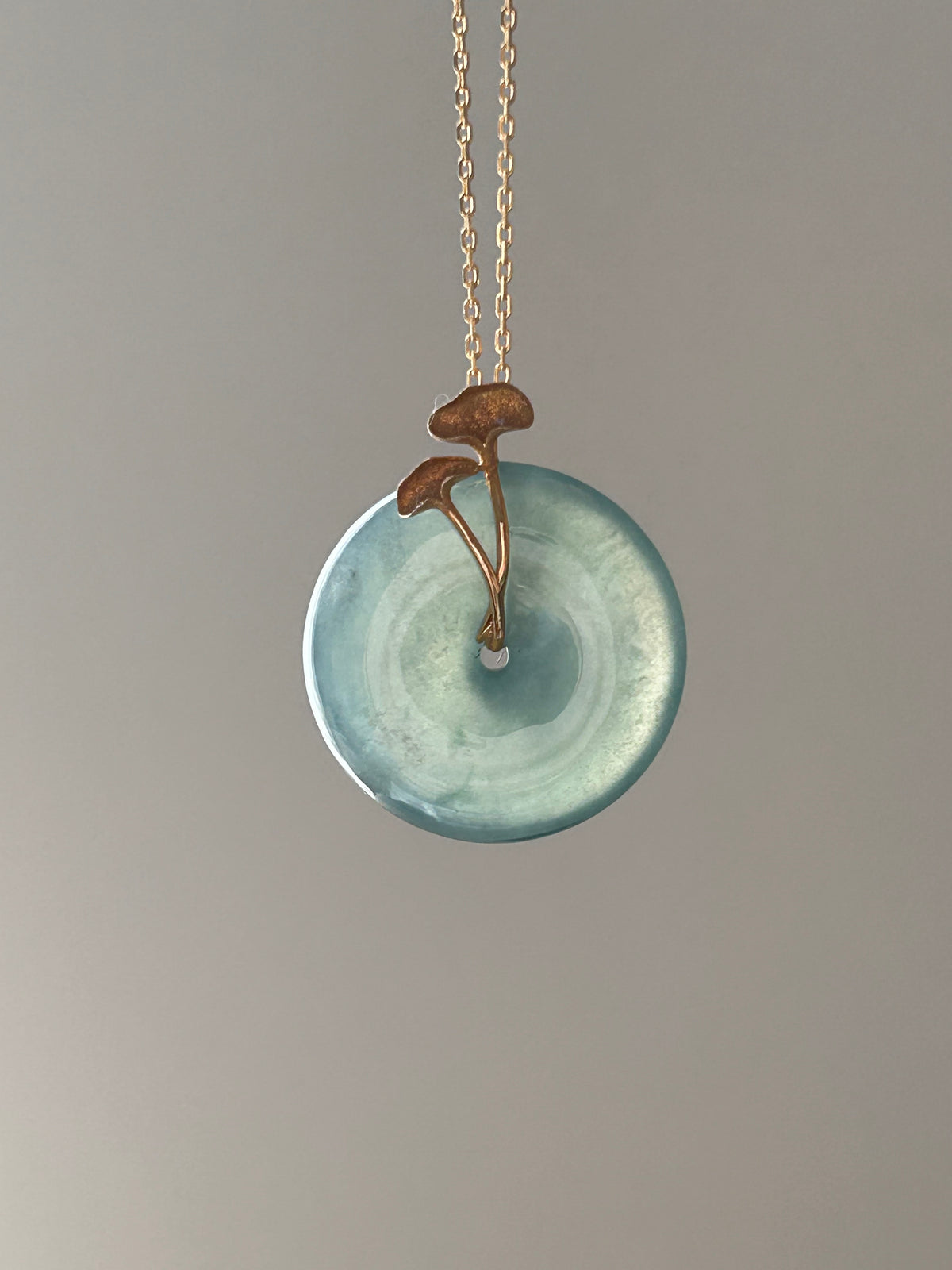 Icy lake green ping an kou jadeite pendant in 18k gold - Luxe Jadeite