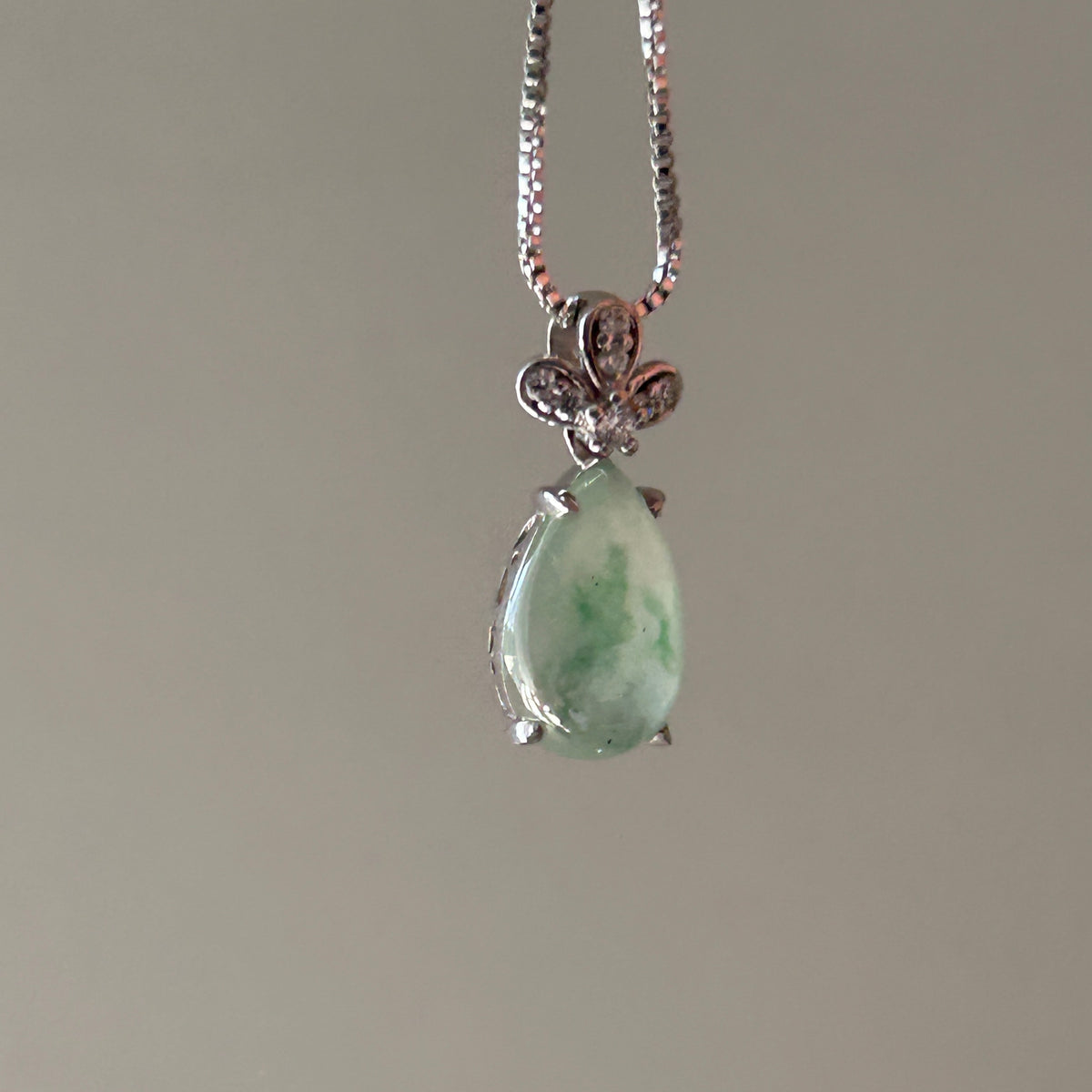 Floating Green Teardrop Pendant, Sterling Silver, photo 8 - Luxe Jadeite