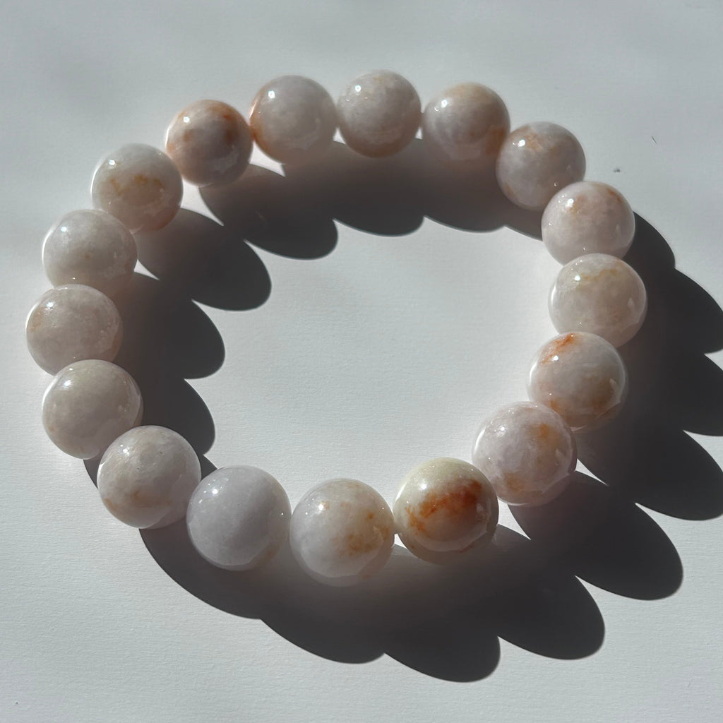 Koi fish carved Burmese jadeite bead bracelet, photo 6 - Luxe Jadeite