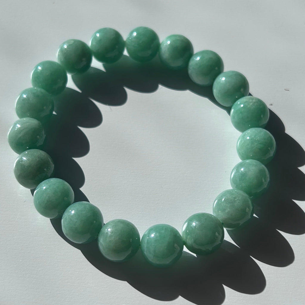 Apple green Burmese jadeite bead bracelet, photo 5 - Luxe Jadeite