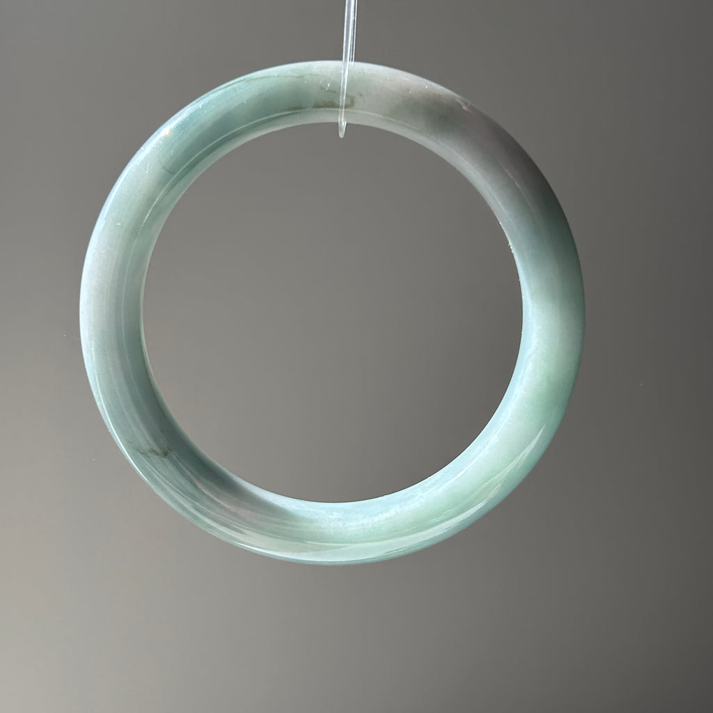 Apple Green Bangle, Jade only (no metal setting), photo 3 - Luxe Jadeite