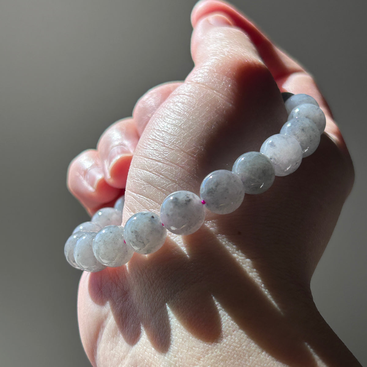 Rare icy black chicken (wuji) jadeite bead bracelet, photo 1 - Luxe Jadeite