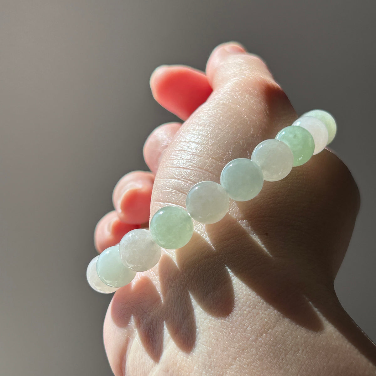 Duo-colour Burmese jadeite bead bracelet, photo 1 - Luxe Jadeite