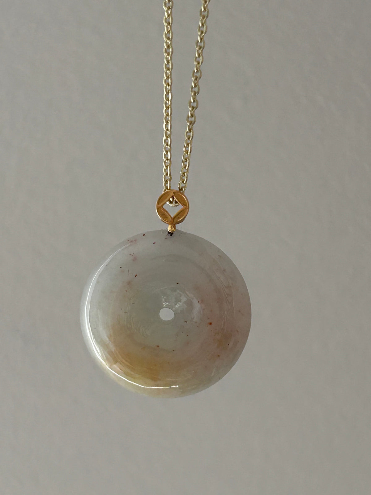 Koi fish ping an kou jadeite pendant in 18k gold - Luxe Jadeite