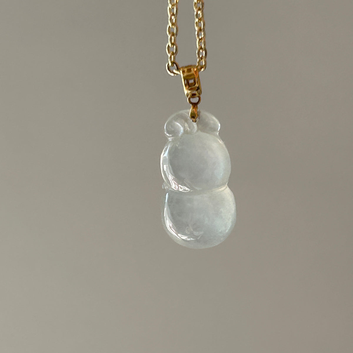 Glassy White Pale Green Mini Hulu Pendant, 18k Gold, photo 6 - Luxe Jadeite