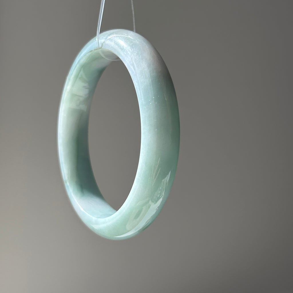 Apple Green Bangle, Jade only (no metal setting), photo 4 - Luxe Jadeite