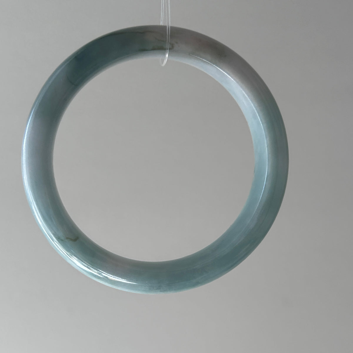 Apple Green Bangle, Jade only (no metal setting), photo 5 - Luxe Jadeite