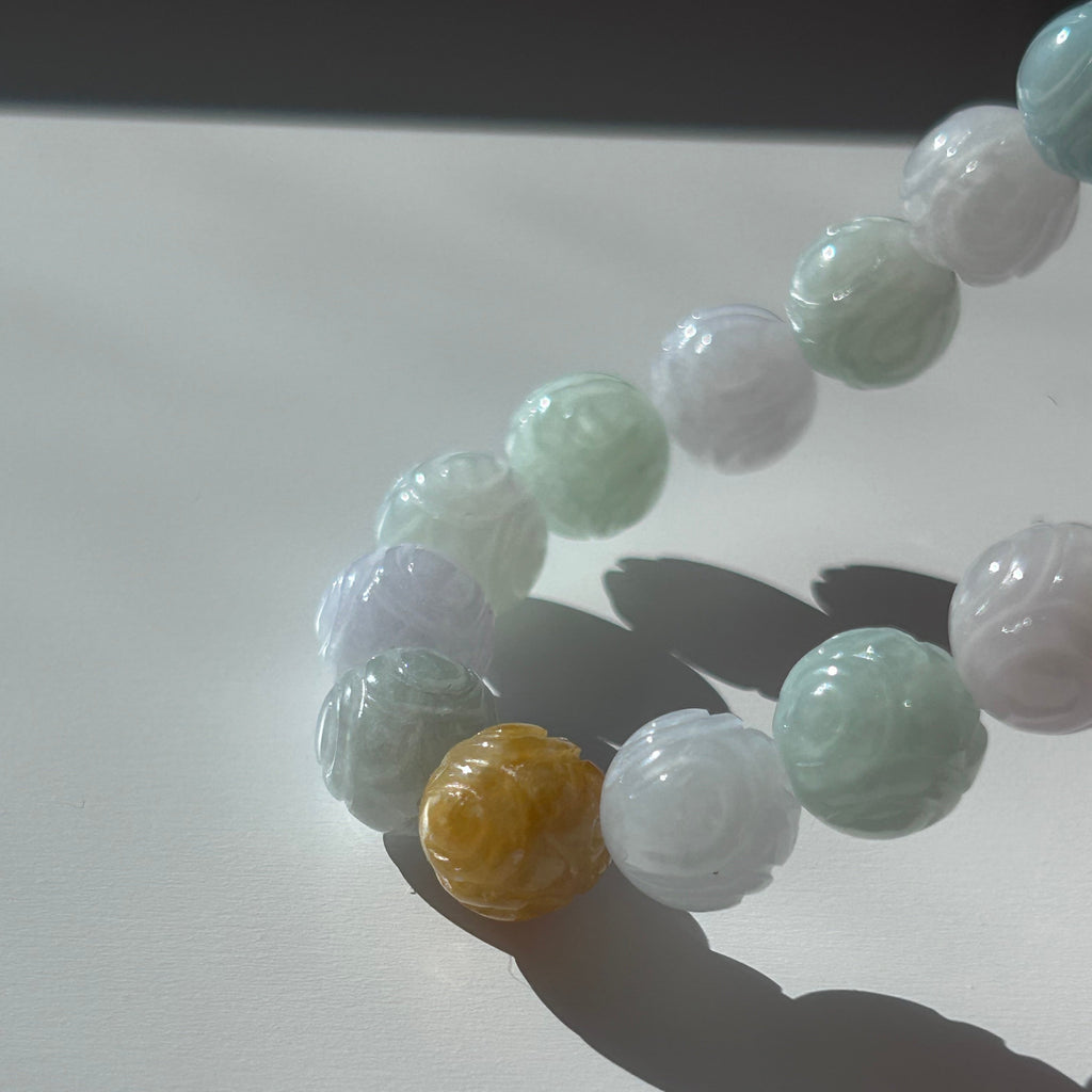Carved lotus multi-colour Burmese jadeite bead bracelet, photo 8 - Luxe Jadeite