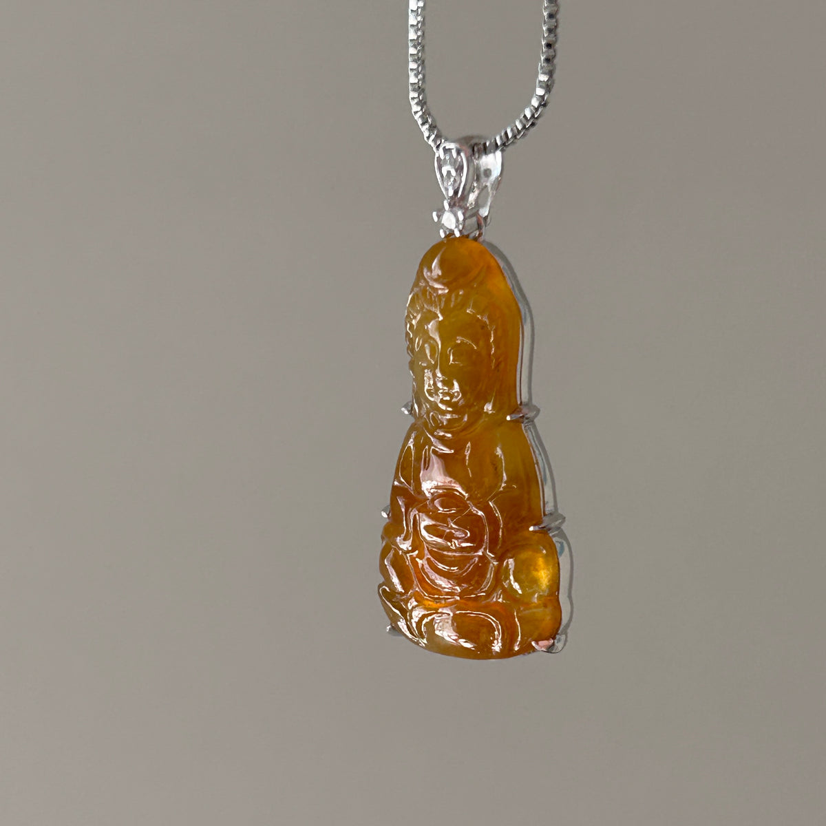 Icy Natural Huang Fei Buddha Pendant, 18k Gold, photo 7 - Luxe Jadeite