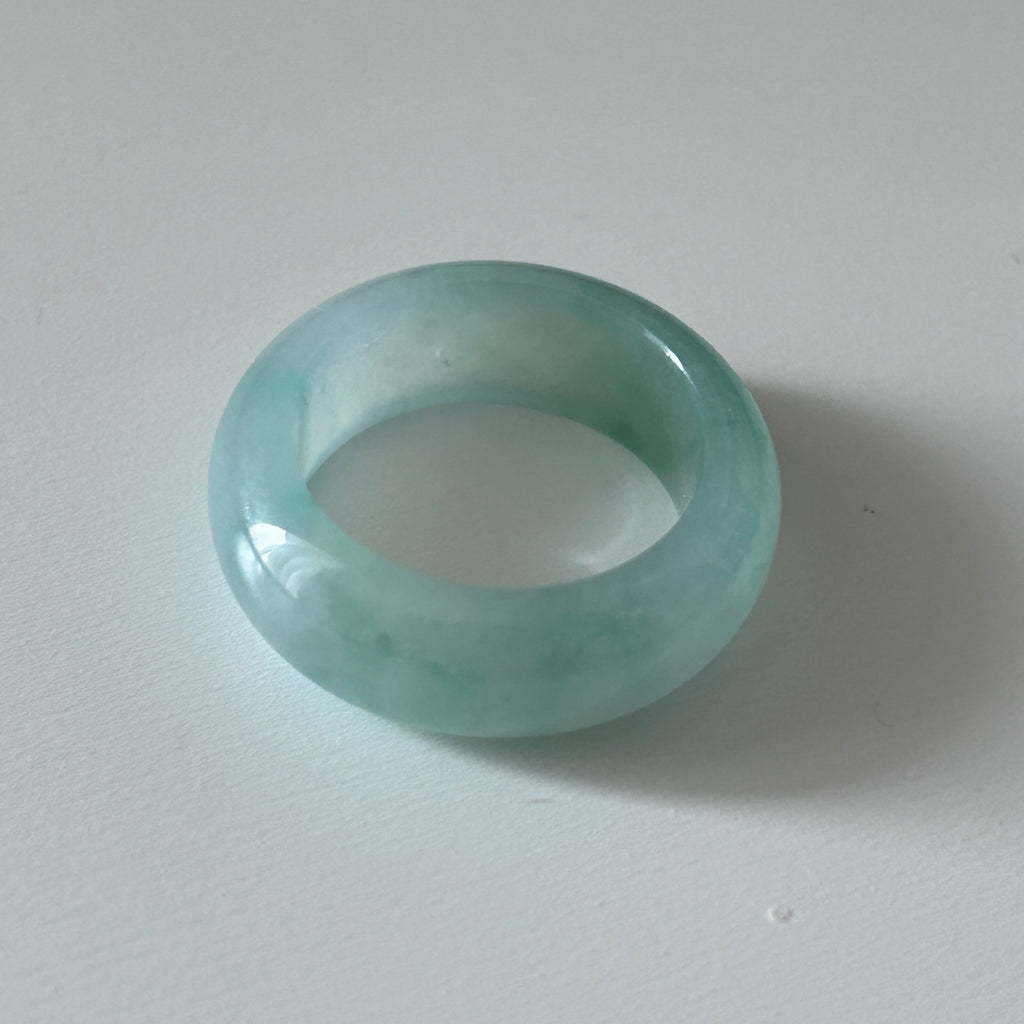 Apple Green with Floating Spicy Green Ring US 7.5, photo 9 - Luxe Jadeite
