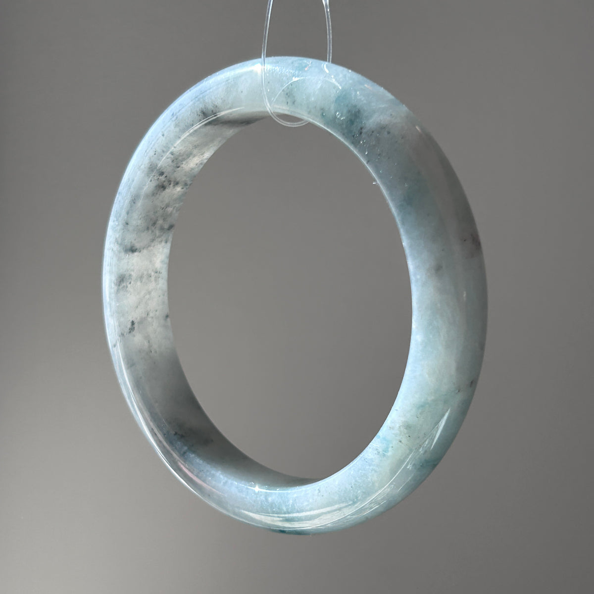 Wuji with Floating Blue Green Bangle 58.8mm, photo 5 - Luxe Jadeite