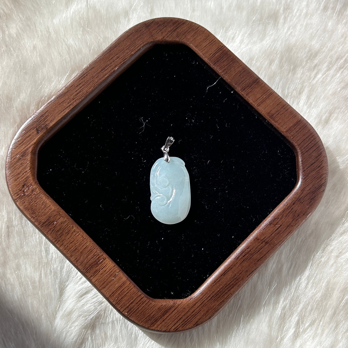 Small Light Green Ruyi Pendant in Sterling Silver, photo 2 - Luxe Jadeite