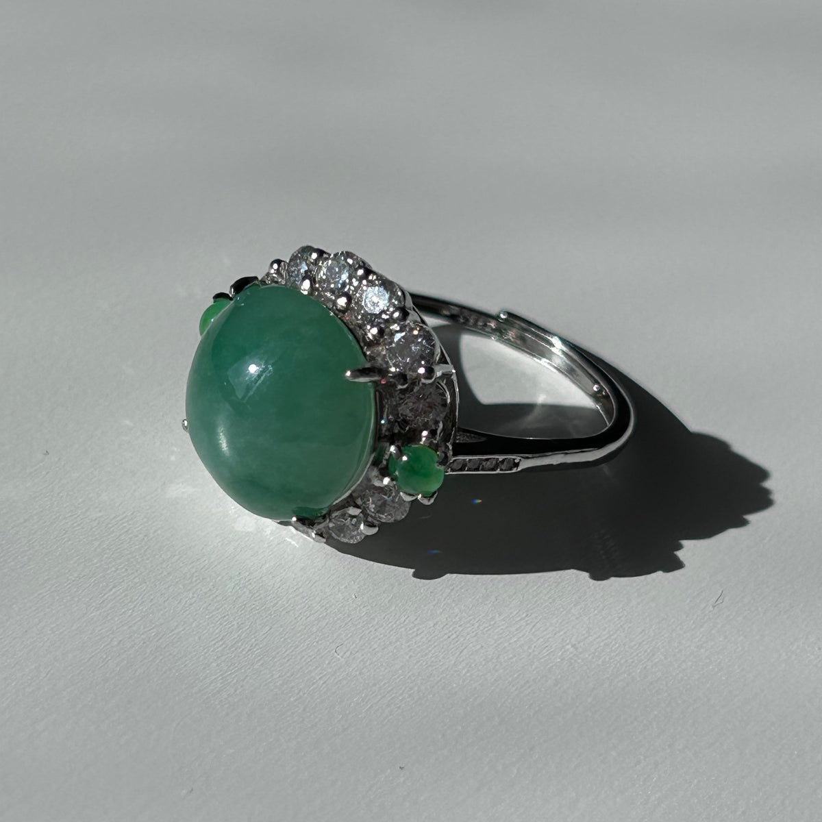 Apple green jade cabochon ring in sterling silver with moissanite - Luxe Jadeite