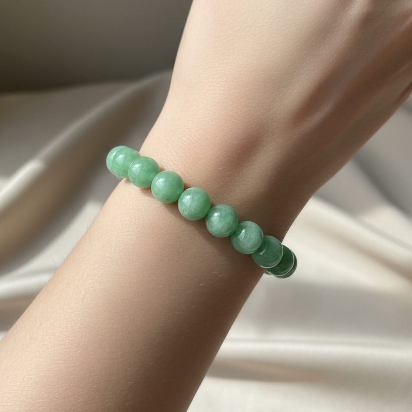 Apple green Burmese jadeite bead bracelet - Luxe Jadeite