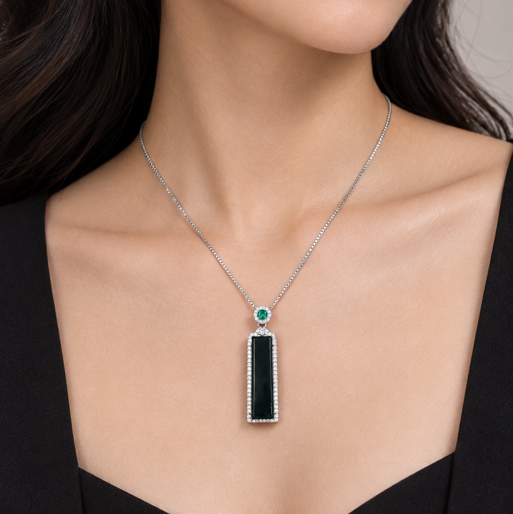 Black (Mo Cui) Myanmar Pendant, Sterling Silver, photo 1 - Luxe Jadeite