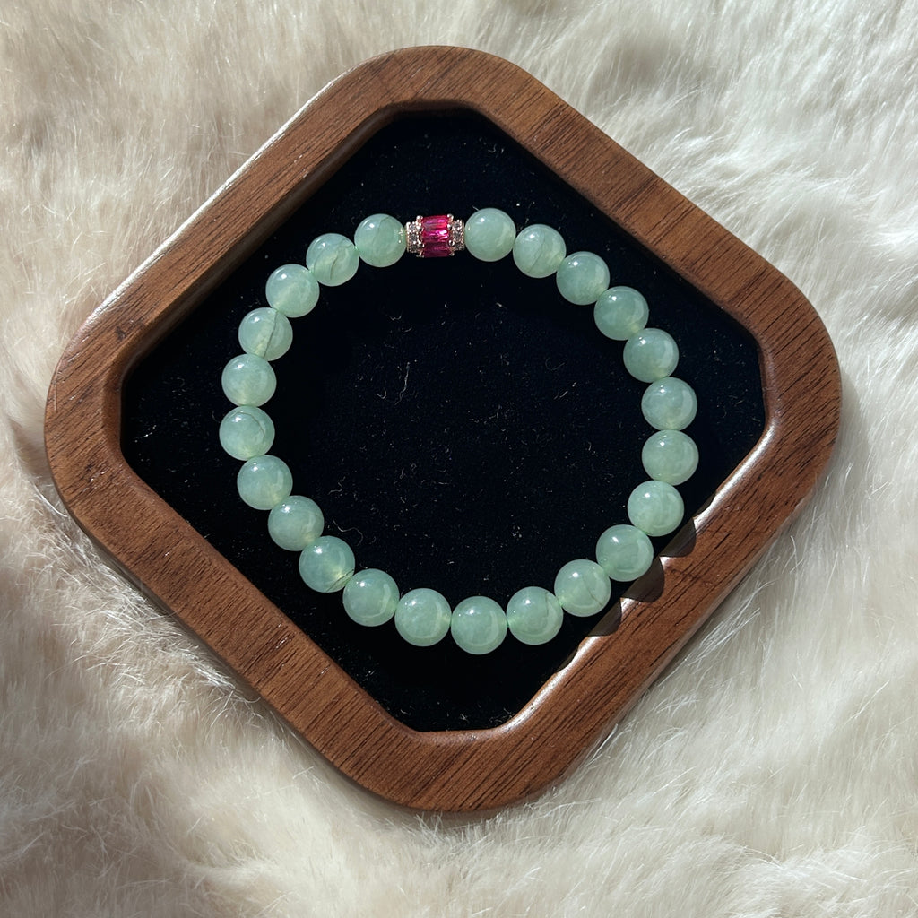 Light Green Bracelet, Jade only (no metal setting), photo 6 - Luxe Jadeite