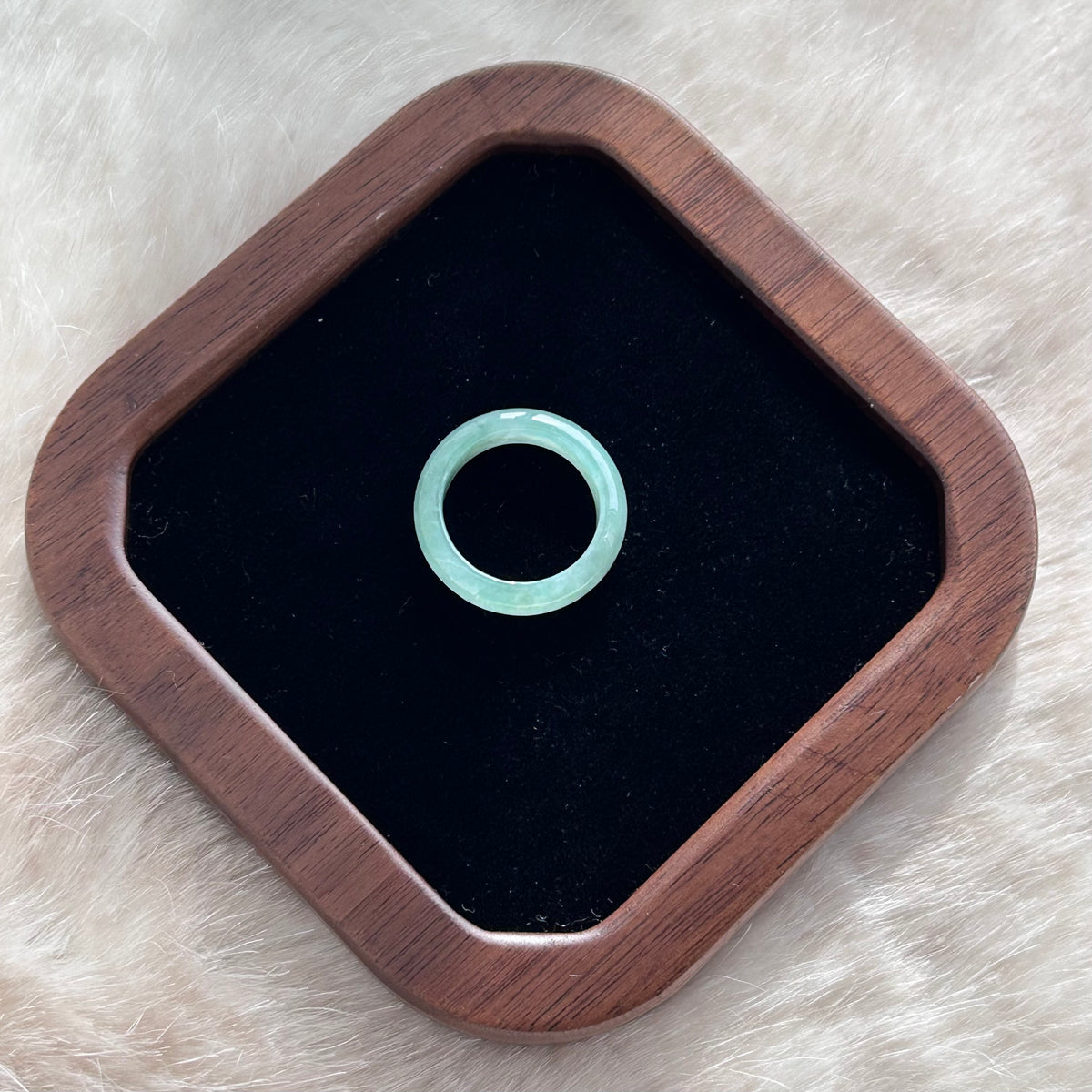 Apple Green Jadeite Ring - Smaller Scale, photo 6 - Luxe Jadeite