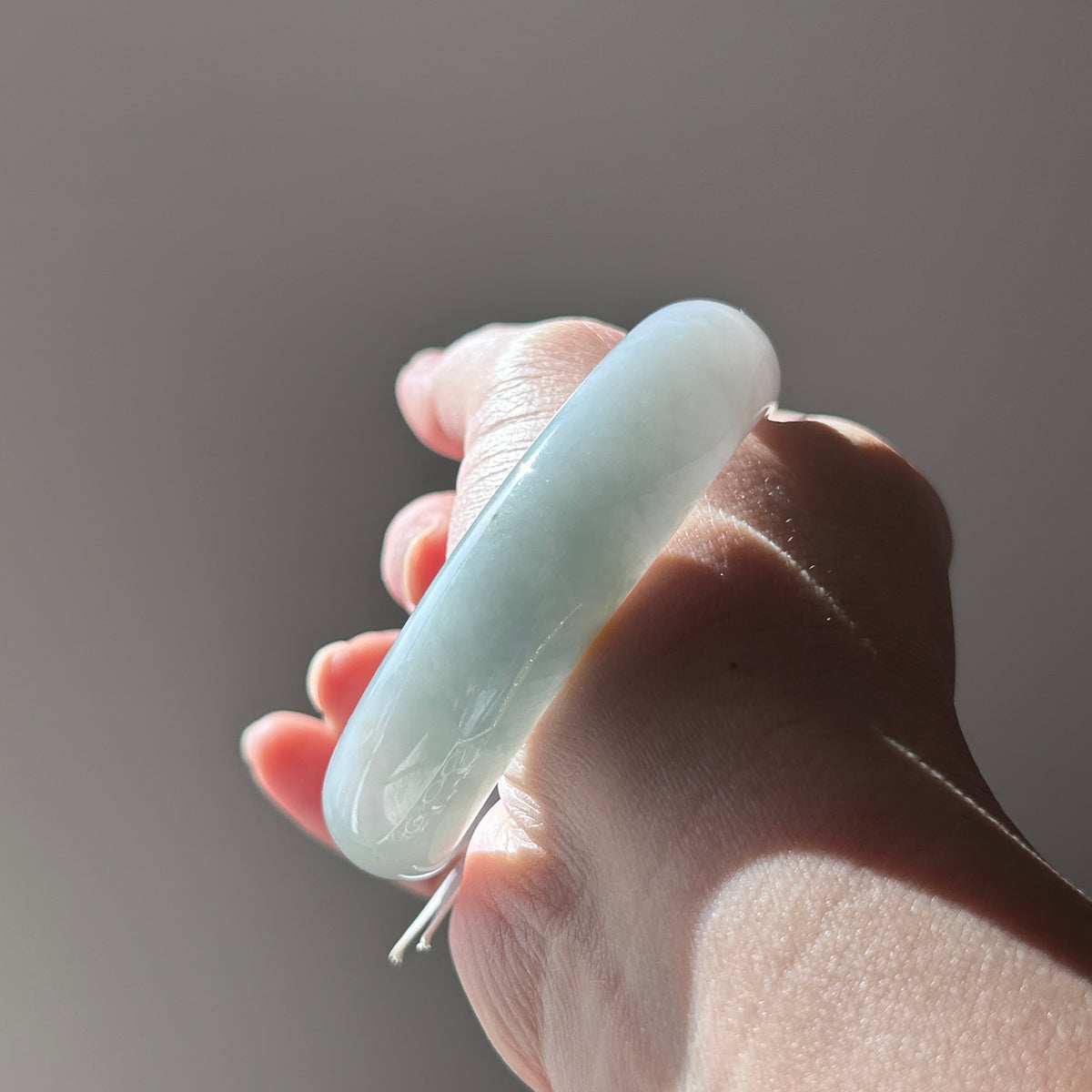 Icy lavender and dark green Burmese jadeite bangle with sa jin gold dust, 58.1mm, photo 5 - Luxe Jadeite