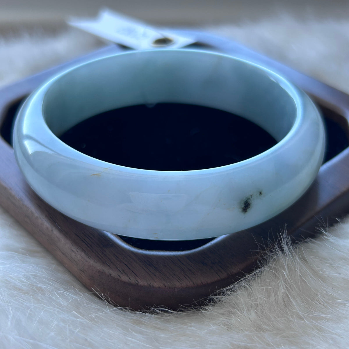 Icy lavender and dark green Burmese jadeite bangle with sa jin gold dust, 58.1mm, photo 12 - Luxe Jadeite