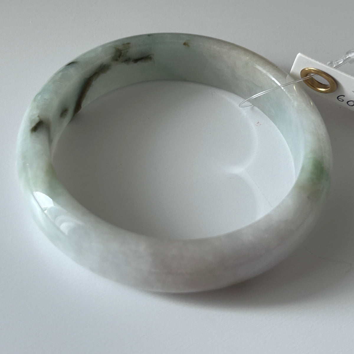 Pale Green with Floating Moss Green Bangle 60.3mm, photo 9 - Luxe Jadeite