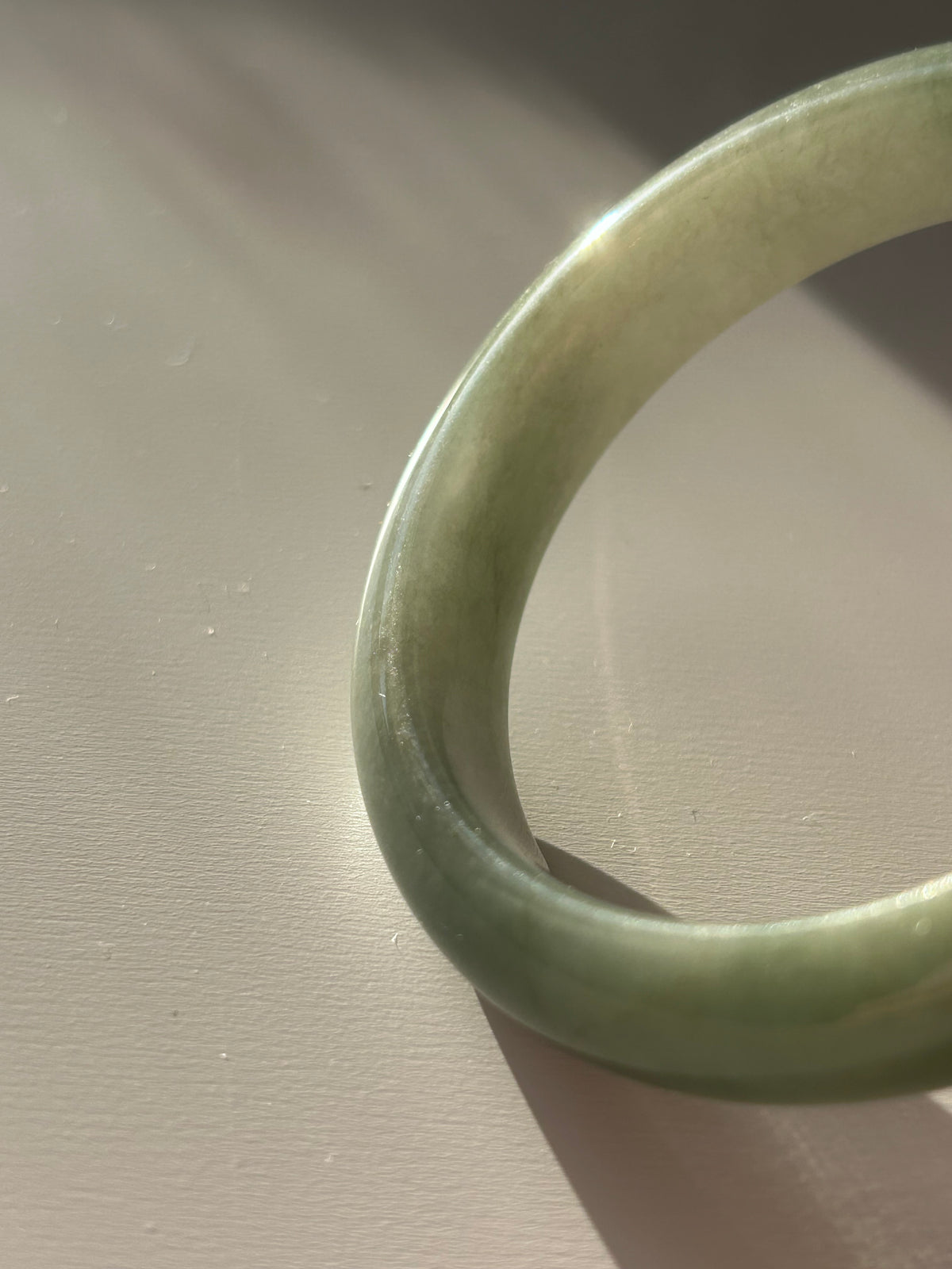 Oily green Burmese jadeite bangle, 52.8mm - Luxe Jadeite