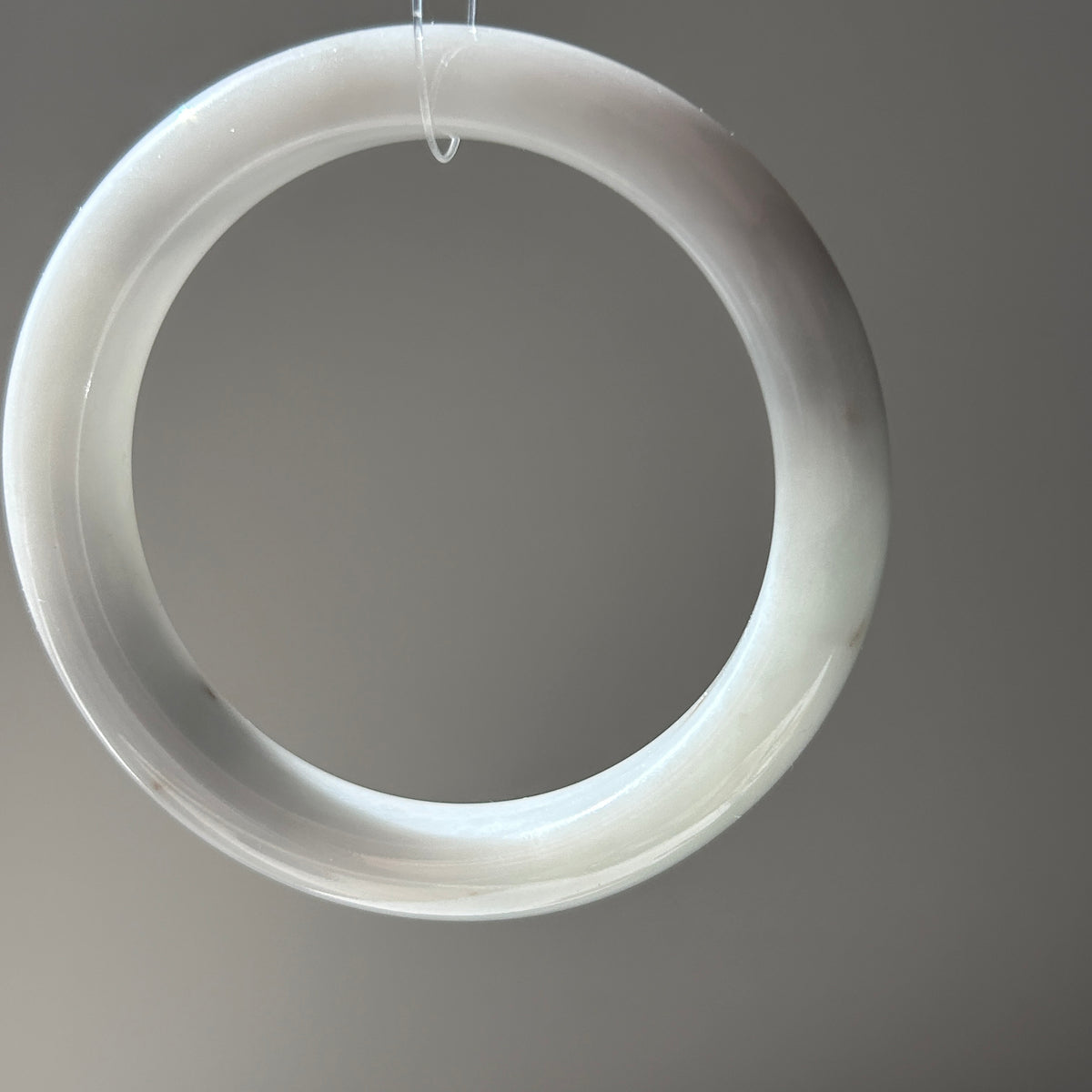 White Bangle with Floating Sajin 52.9 mm, photo 6 - Luxe Jadeite