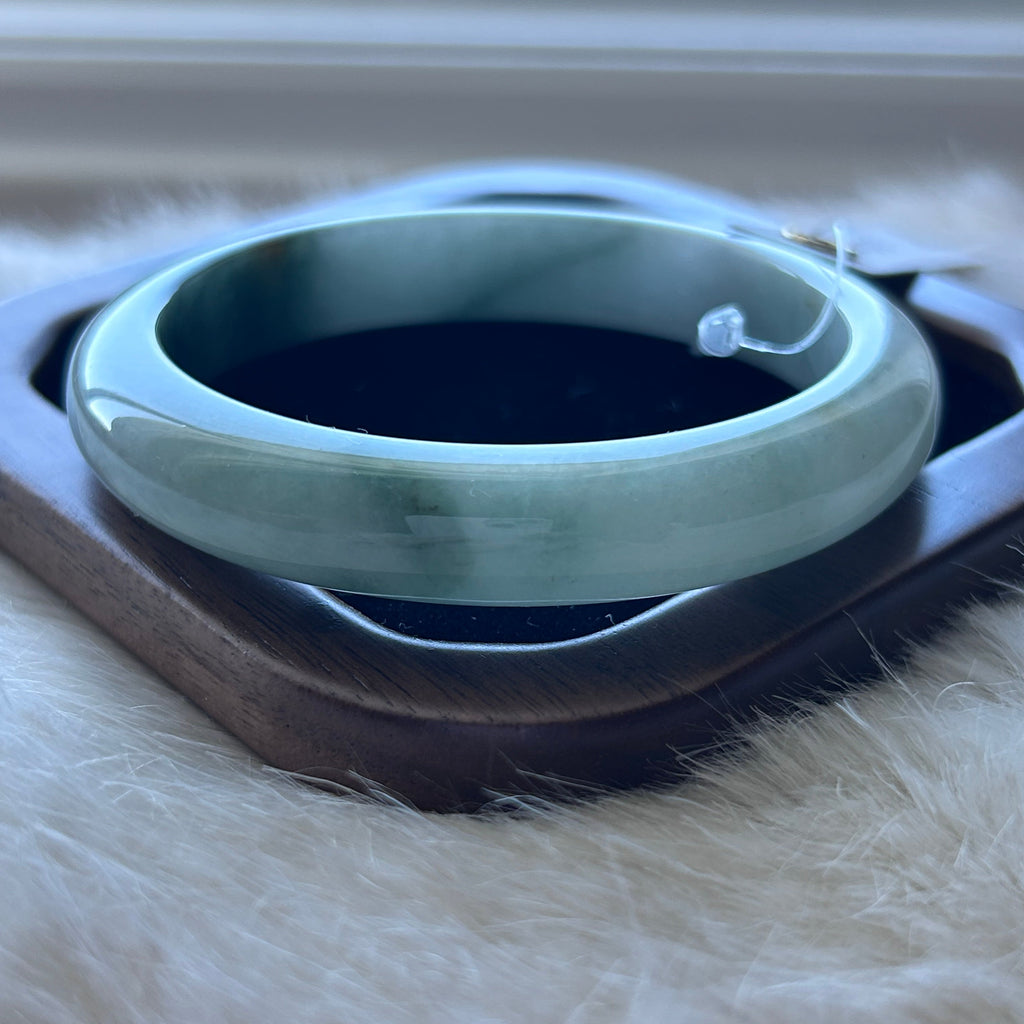 Floating green Burmese jadeite bangle with sa jin gold dust, 58.7mm, photo 12 - Luxe Jadeite