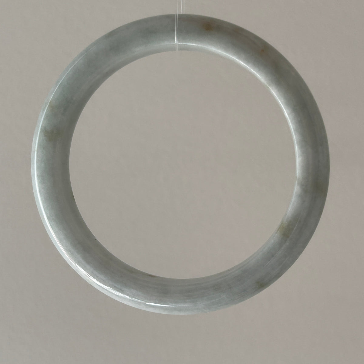 Light Pale Green with Sajin Bangle 59.5mm, photo 7 - Luxe Jadeite