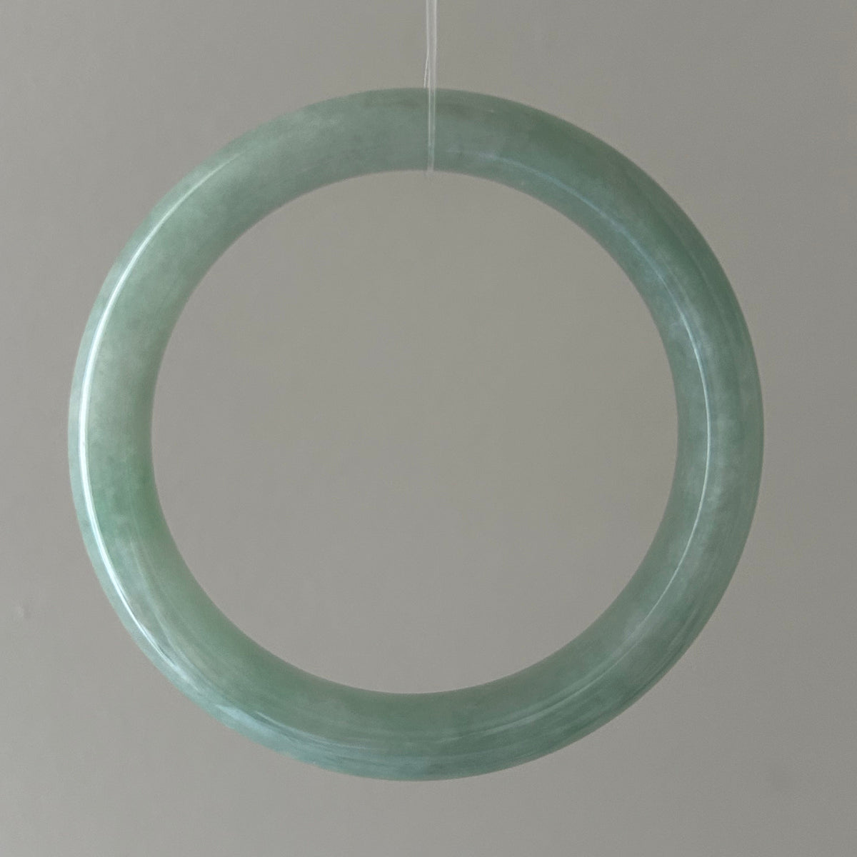 Apple green Burmese jadeite bangle, 56.9mm - Luxe Jadeite