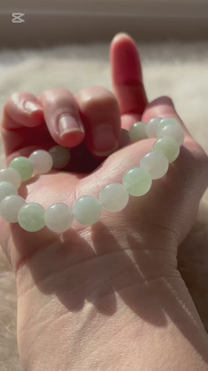 Duo-colour Burmese jadeite bead bracelet, video 2 - Luxe Jadeite