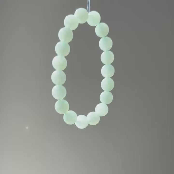 Light apple green jelly Burmese jadeite bead bracelet, video 2 - Luxe Jadeite