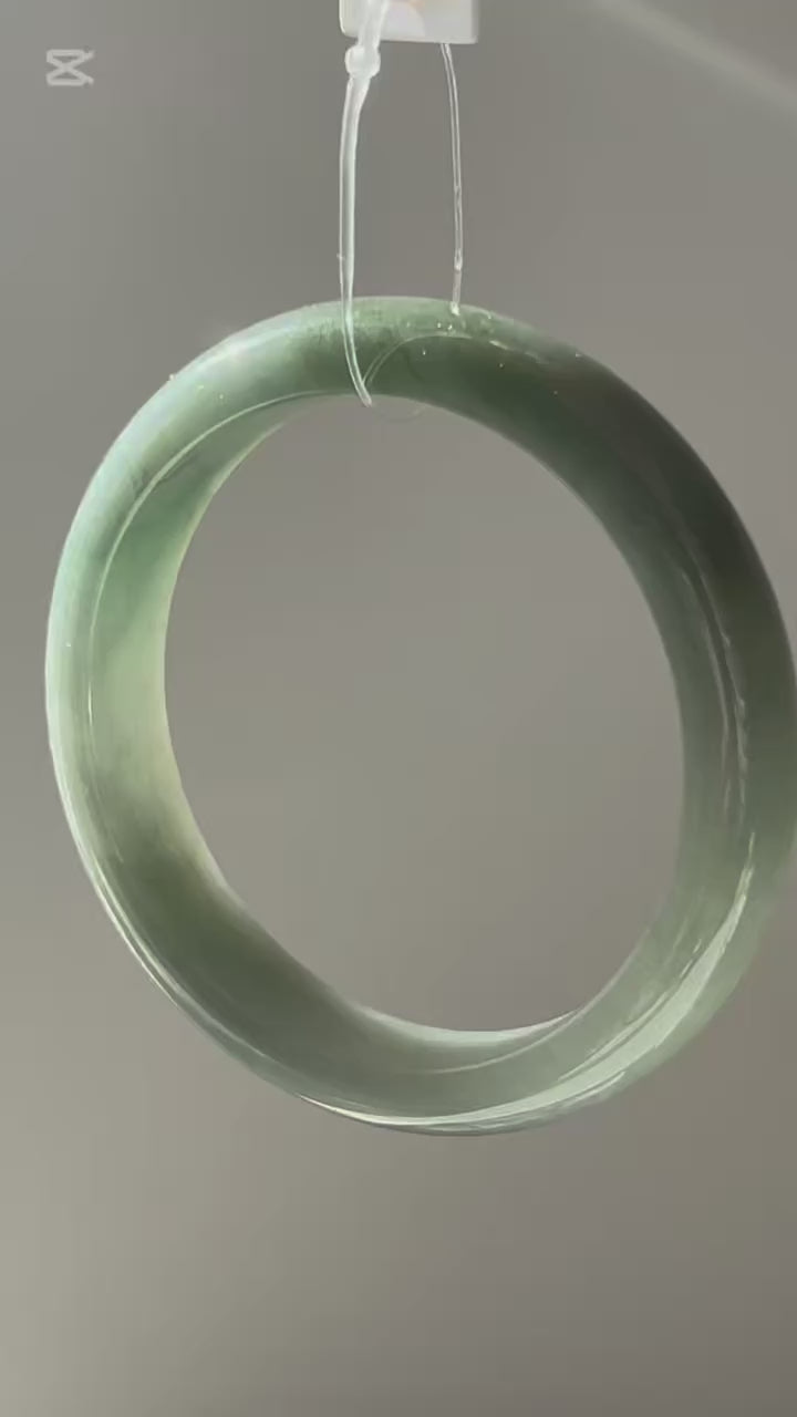 Oily green Burmese jadeite bangle, 52.8mm, video 2 - Luxe Jadeite