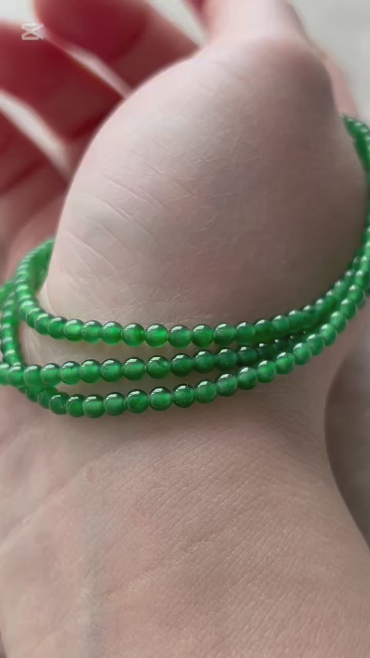Imperial green Burmese jadeite beaded necklace, 55cm, video 2 - Luxe Jadeite