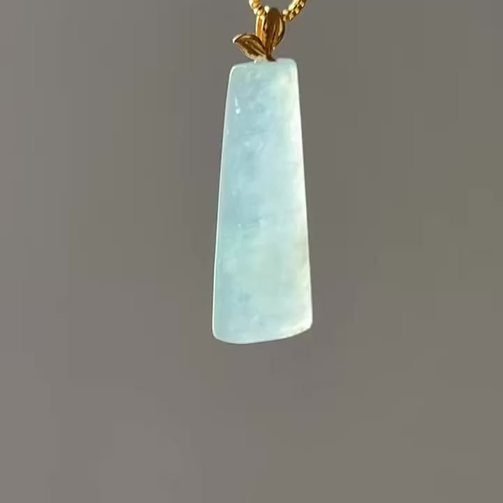 Elegant White Pale Green Wu Shi Pai, 18k Gold, video 2 - Luxe Jadeite