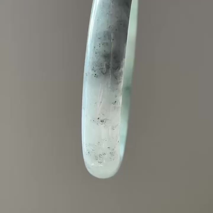 Wuji with Floating Blue Green Bangle 58.8mm, video 2 - Luxe Jadeite