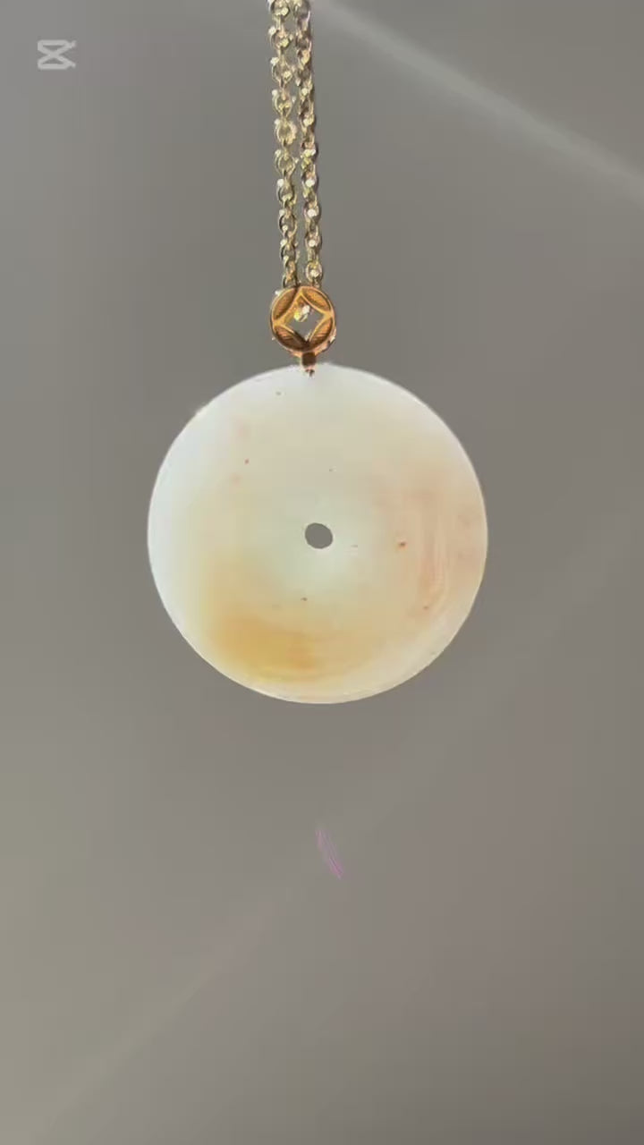 Koi fish ping an kou jadeite pendant in 18k gold, video 2 - Luxe Jadeite
